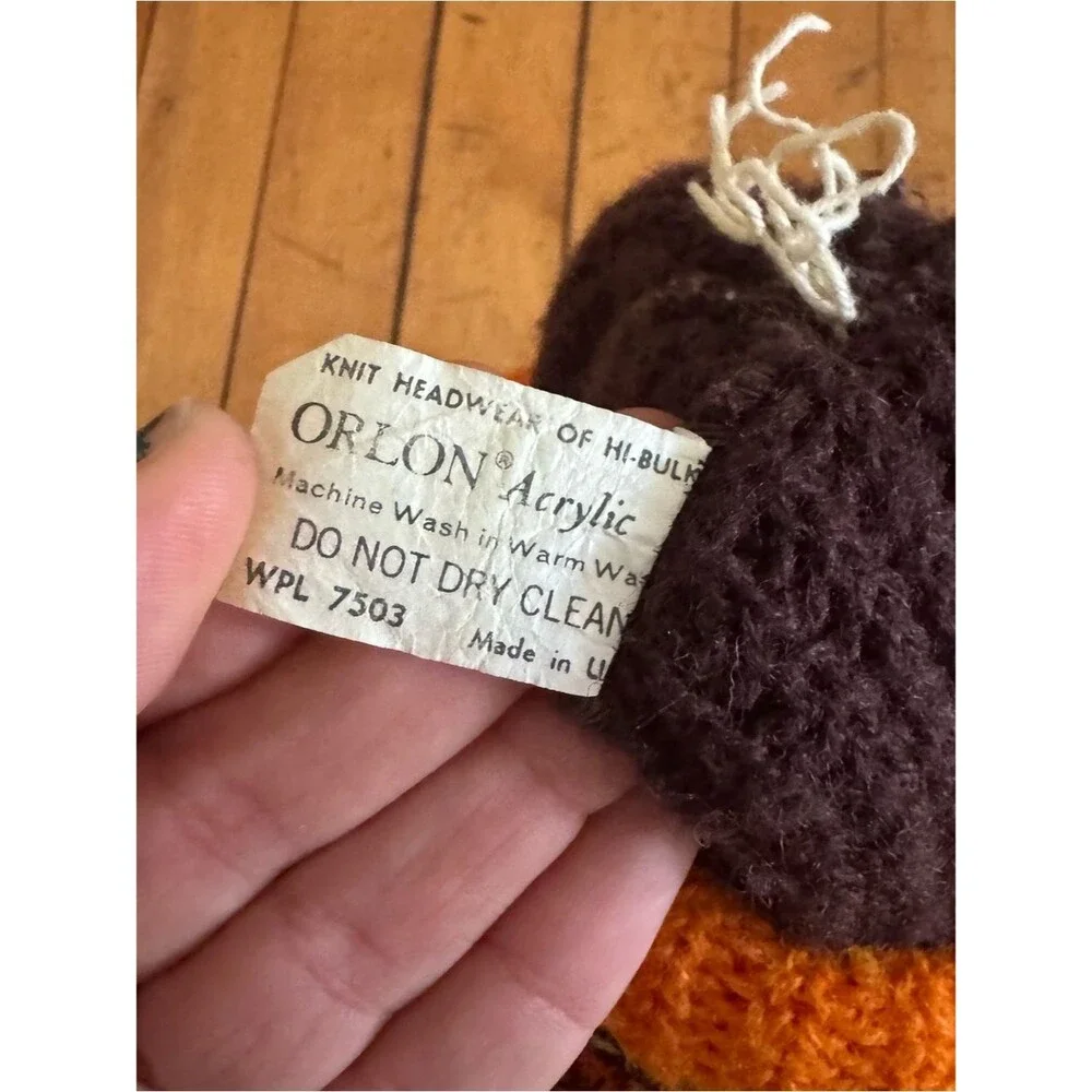 Vintage knit snoopy ski hat orange brown peanuts vtg 1958 1950s winter Pom Pom